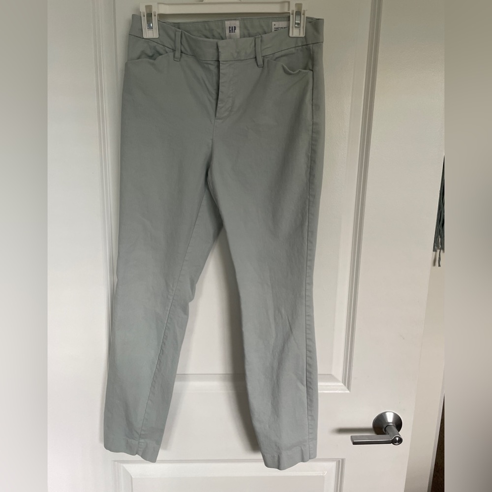 Gap Size 2 Light Blue Signature Skinny Ankle Pants